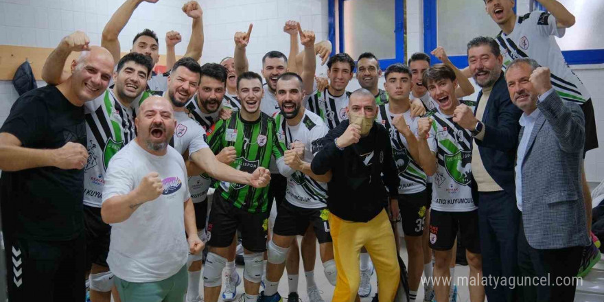 11 maçtır bileği bükülmeyen Denizlispor Cavidil play-off’u garantiledi