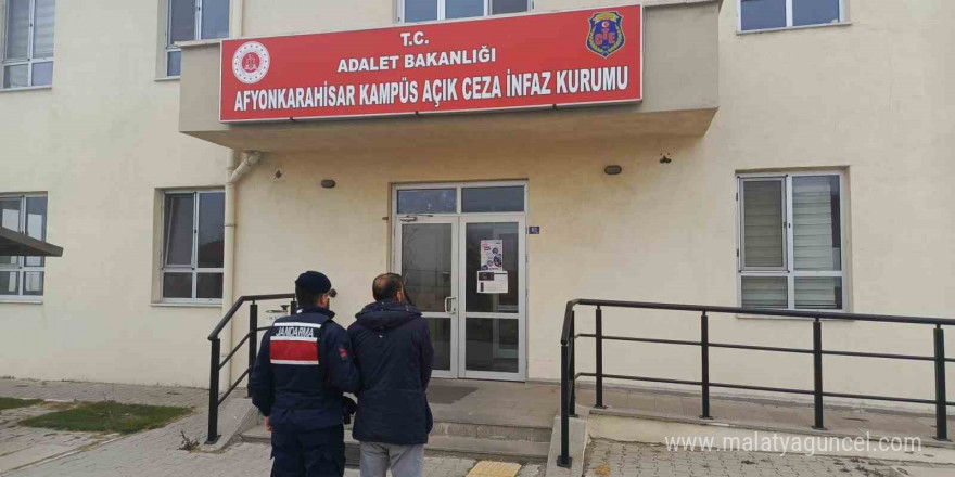 15 yıl 2 ay hapis cezası ile aranan şahsı jandarma yakaladı