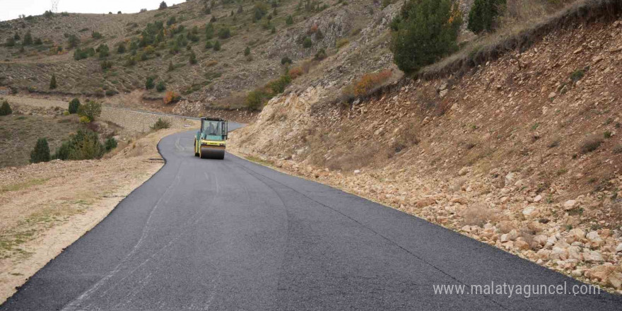 2 bin 400 rakımdaki Bayburt Kop Kayak Merkezi kış sezonuna hazır hale getiriliyor