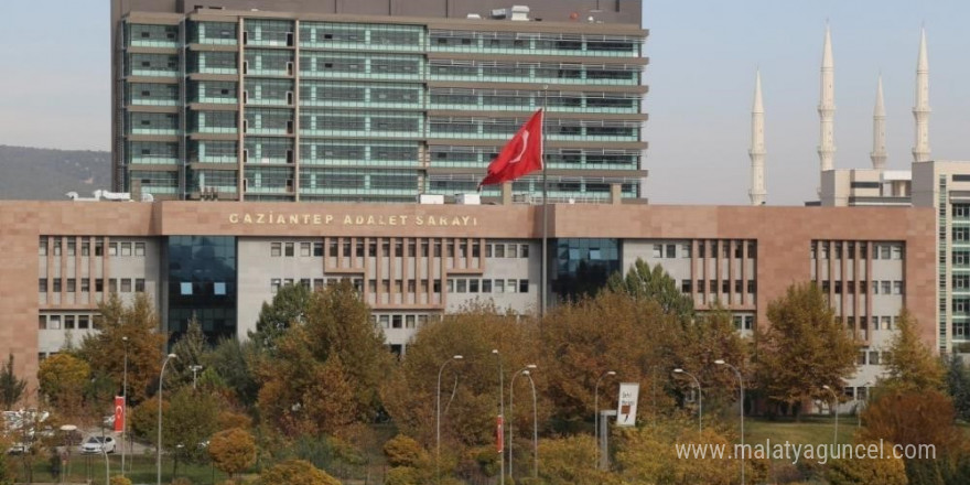 2 çocuğunun gözü önünde karısını öldüren sanığa ağırlaştırılmış müebbet