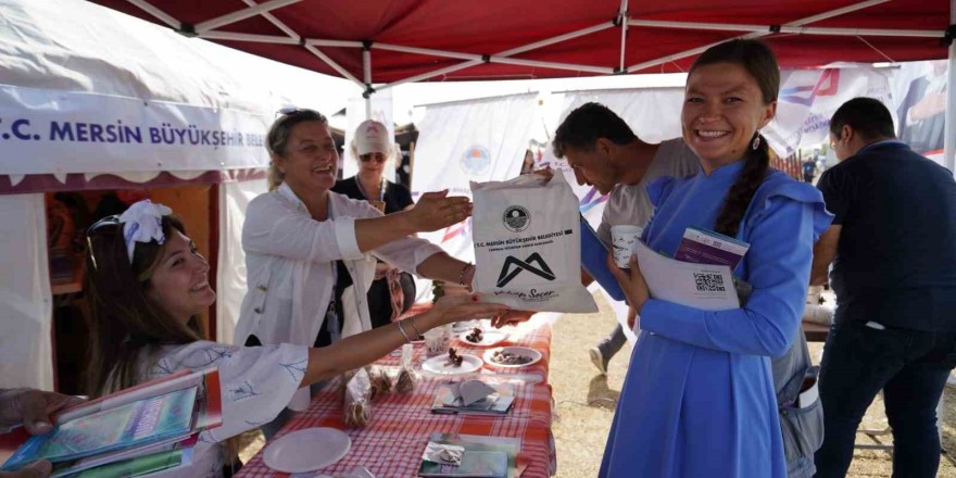 2. Uluslararası Yörük Türkmen Festivali’nde Mersin’in Yörük kültürü ve yöresel lezzetleri tanıtıldı