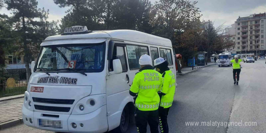 2024 yılında denetlenen dolmuş sürücülerinin 3’de birine trafik cezası kesildi