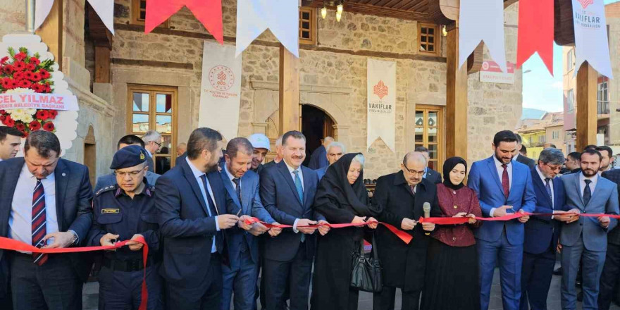 220 Yıllık tarihi Yakupbey Camisi ibadete açıldı