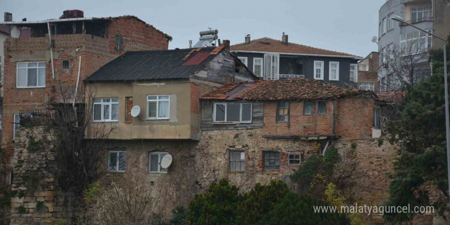 2800 yıllık kale, sırtındaki kamburdan kurtulacak