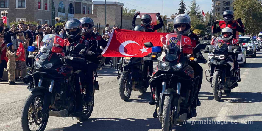 29 Ekim Cumhuriyet Bayramı Adıyaman’da coşkuyla kutlandı