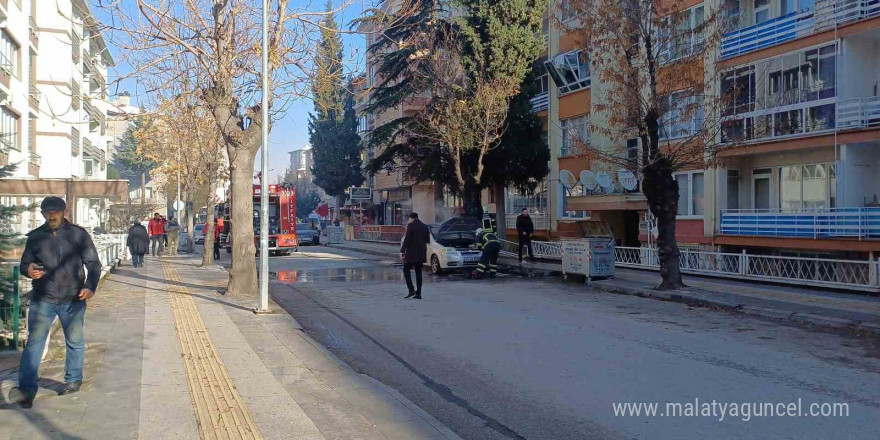 3 ay önce de ’patlatacağım’ demişti: Evini ve aracını ateşe verip canına kıydı