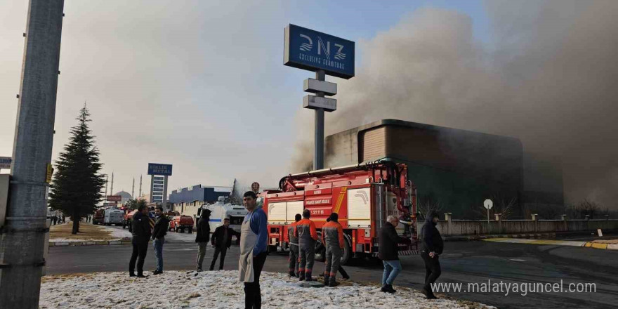 3 işçinin öldüğü fabrika yangınında 5 şahıs adliyeye sevk edildi