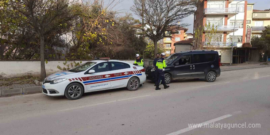 6 motosiklet trafikten men edildi