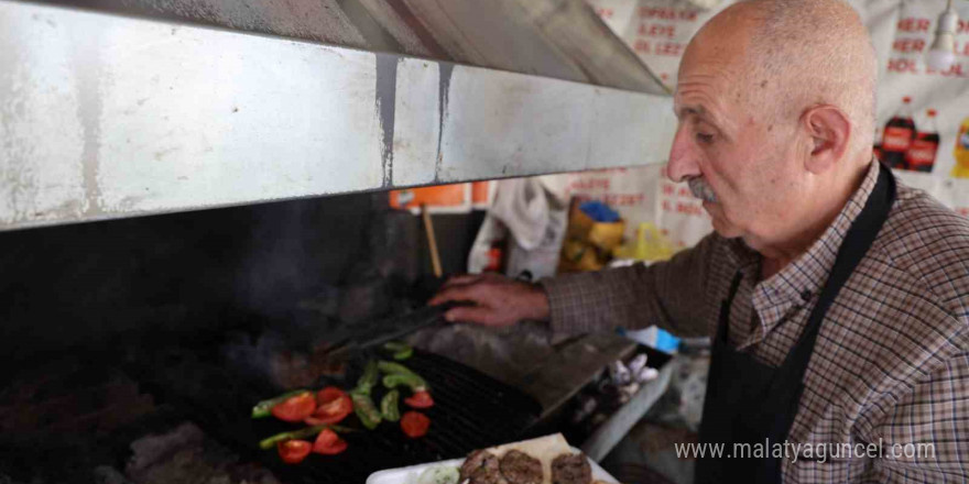 60 yıllık geleneğin son temsilcisi