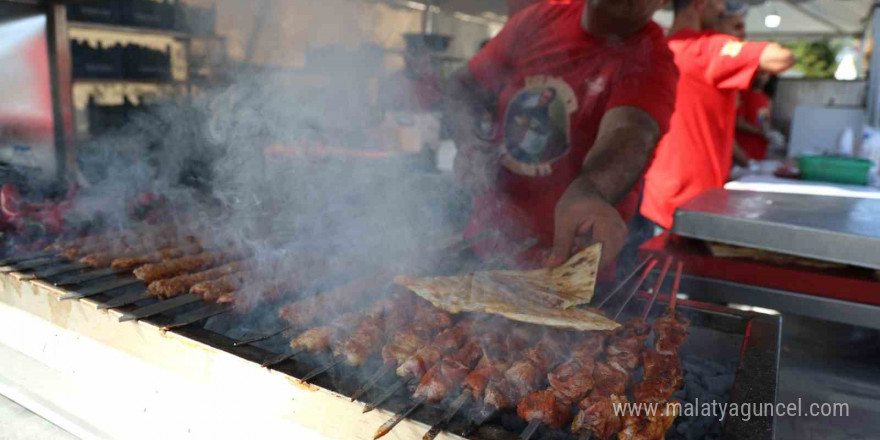 8. Uluslararası Adana Lezzet Festivali Merkez Park’ta başladı