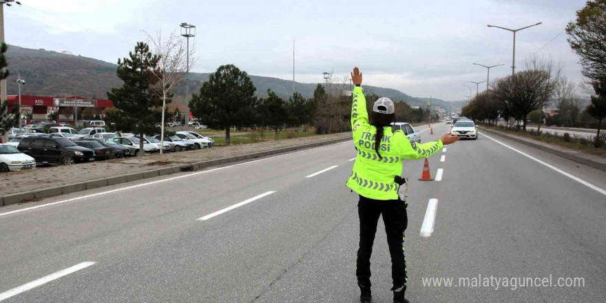 Abart egzoz kullanan sürücülere uyarı