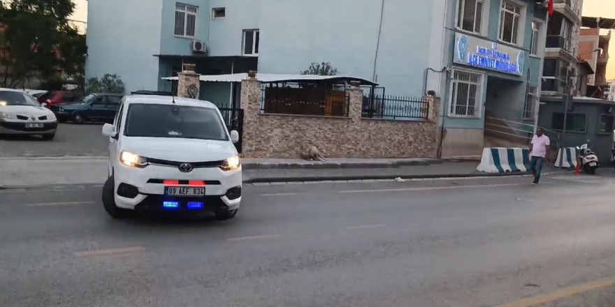 Acarlar Polisi, kaçakçılığa geçit vermedi