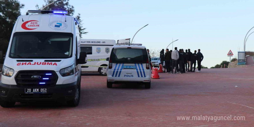 Acilde damar yolu açtıran PAÜ doktoru, kendisine ilaç enjekte ederek ölmeyi bekledi