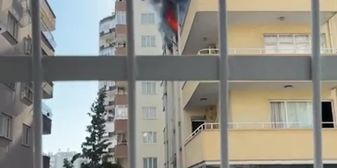 Adana’da apartman dairesinde korkutan yangın