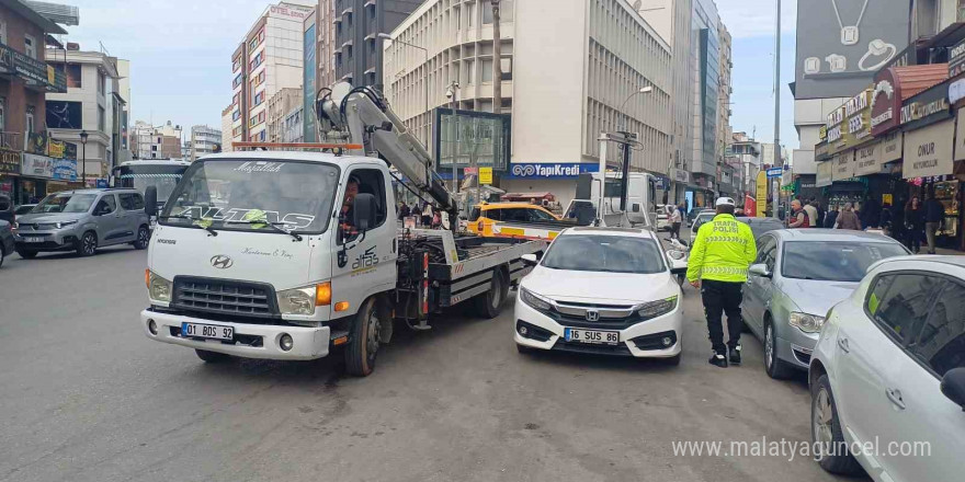 Adana’da hatalı park yapan 634 sürücüye cezai işlem uygulandı