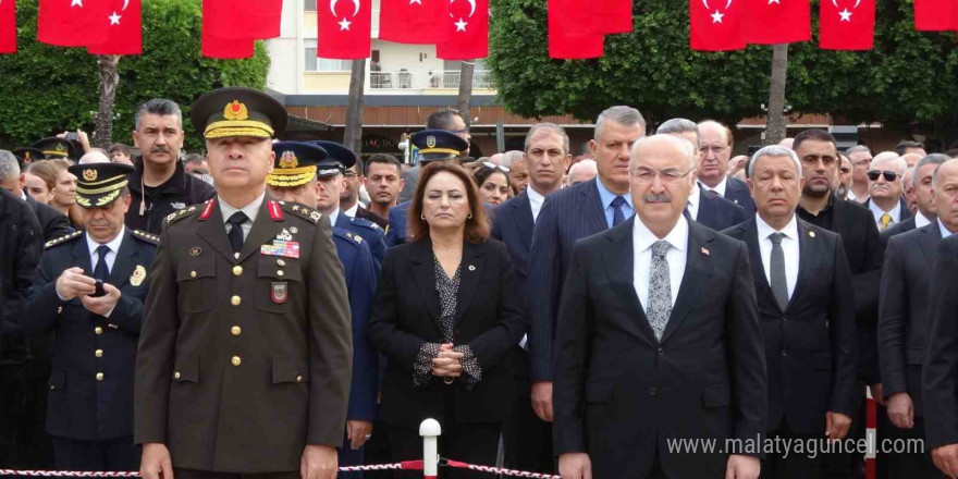 Adana’da hayat Ata için iki dakika durdu