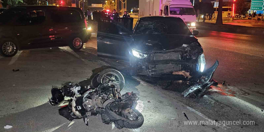 Adana’da otomobil ile motosiklet çarpıştı: 1 ölü