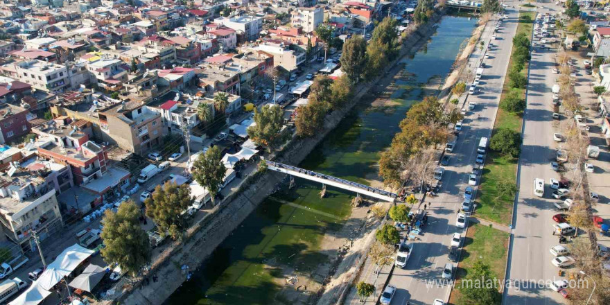 ’Adana’nın Venedik’i, Ganj Nehri’ne döndü