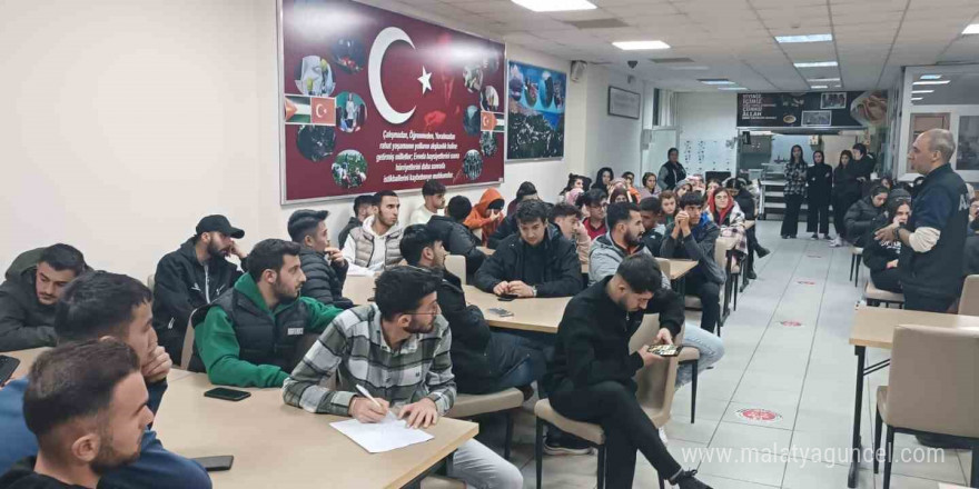 Adilcevaz’da yurtta afet farkındalık eğitimi ve tahliye-yangın tatbikatı