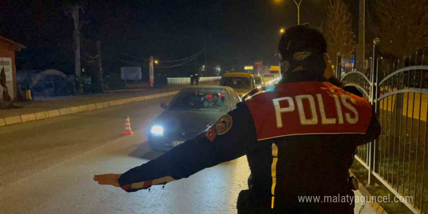 Adıyaman’da, ‘Huzurlu sokakla-3’ uygulaması yapıldı