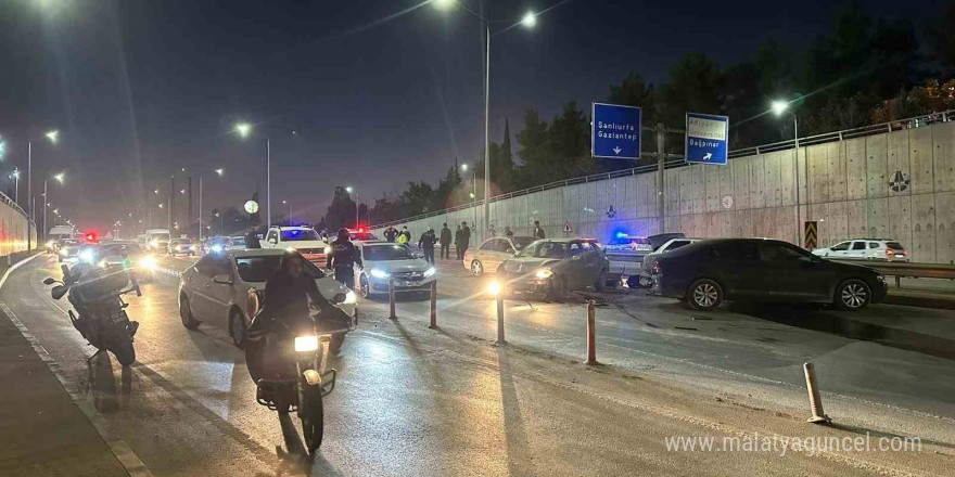 Adıyaman’da zincirleme trafik kazası: 1 yaralı