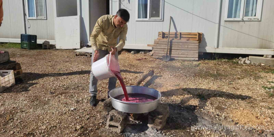 Adıyamanlı üreticiler nar ekşisi ve nar suyuyla daha çok kazanıyor