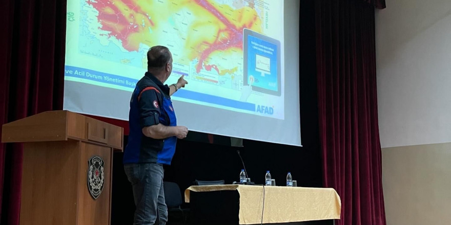 AFAD’tan özel harekat personellerine afet farkındalık eğitimi