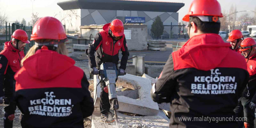 Afet gönüllülerine teorik ve uygulamalı eğitim