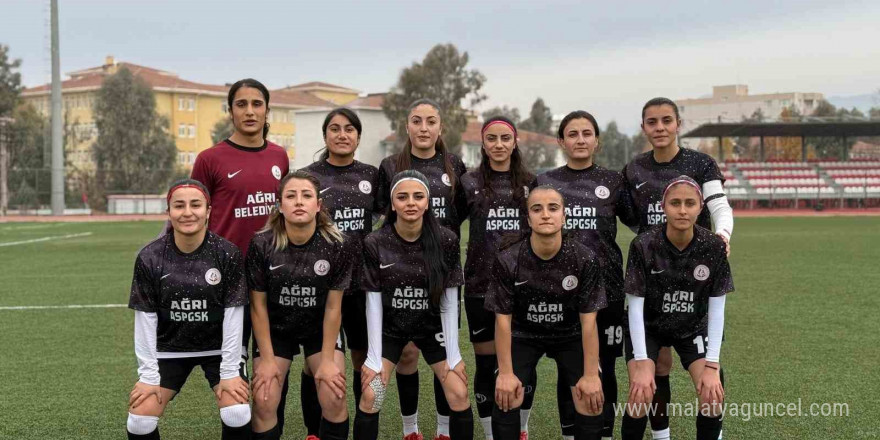 Ağrı Kadın Futbol Takımı, Silopi deplasmanından 2-2’lik beraberlikle döndü