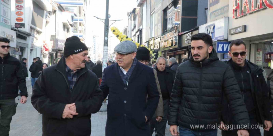 Ağrı Valisi Mustafa Koç, halkla iç içe yönetim anlayışını sürdürüyor