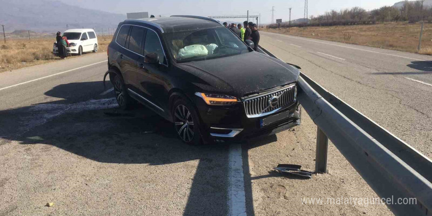 Ağrı’da trafik kazası: 3 yaralı