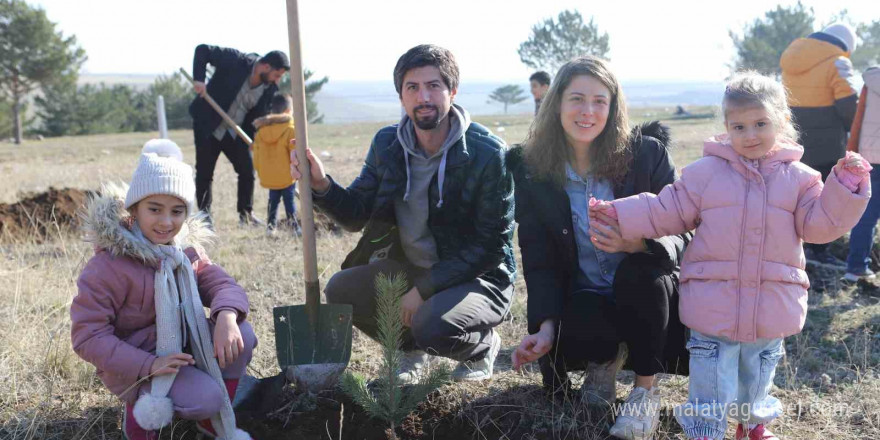 Ağrı’da velilerden öğretmenlere anlamlı Öğretmenler Günü hediyesi