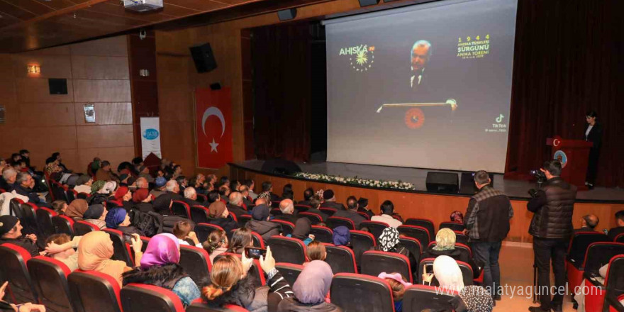 Ahlat’ta Ahıska Türkleri’nin sürgün edilişinin 80. yılı nedeniyle anma programı düzenlendi