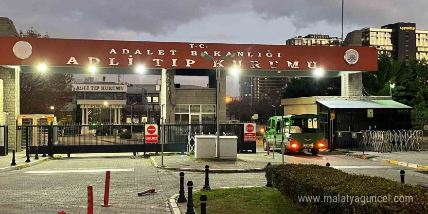 Aile katliamında öldürülenlerin cenazeleri Adli Tıp Kurumu’ndan alındı