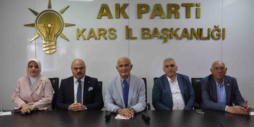 AK Parti Genel Başkan Yardımcısı Yılmaz , Kars’ta basınla buluştu