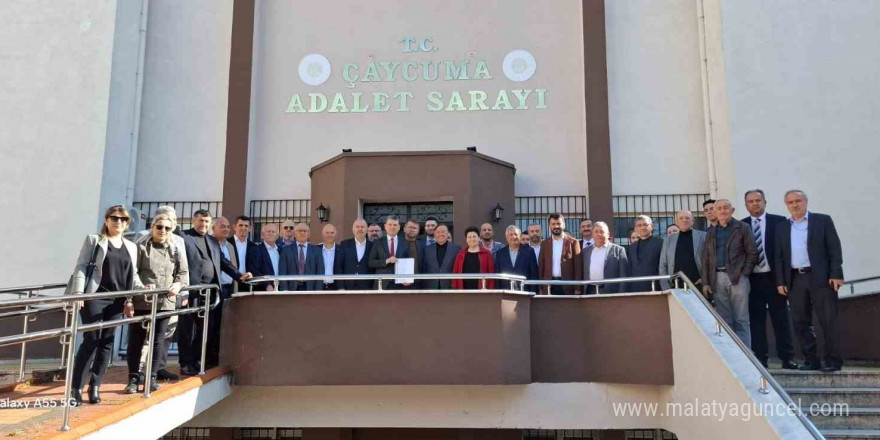 AK Parti İlçe Başkanı Birol Yiğit, mazbatasını aldı