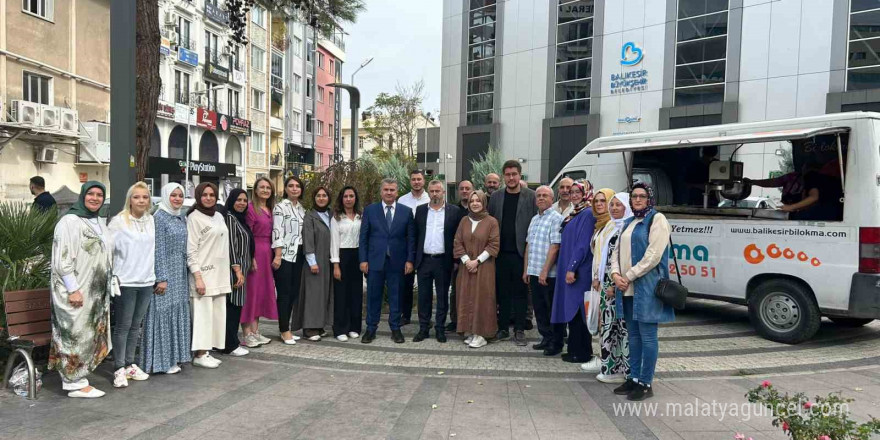 AK Parti Karesi İlçe Kadın Kolları’ndan Geleneksel Lokma Hayrı