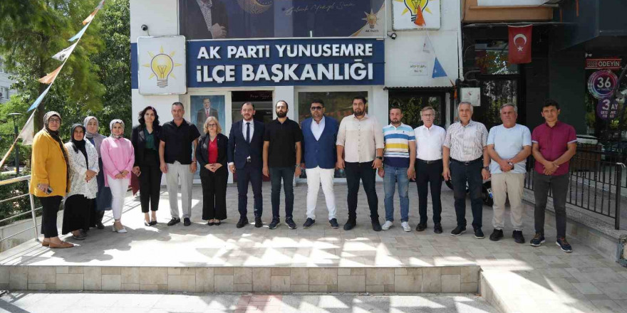 AK Parti Yunusemre İlçe Başkanı Durmaz’dan CHP’li belediyelere eleştiri