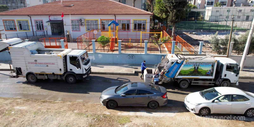 Akdeniz’de temizlik ve dezenfekte çalışmaları devam ediyor