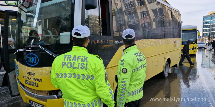 Aksaray’da toplu taşıma araçları denetleniyor