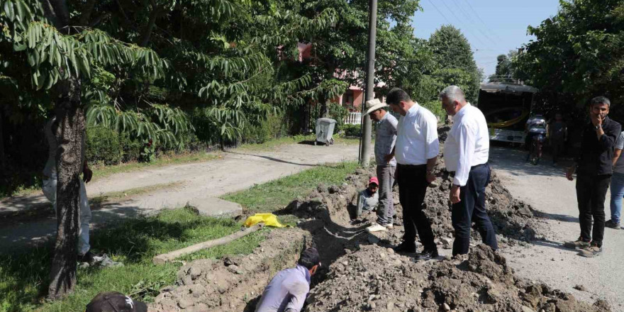 Akyazı’da mahalleler doğalgazla buluşuyor