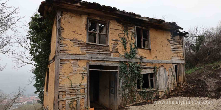 Akyazı’daki tarihi cami restore edilecek