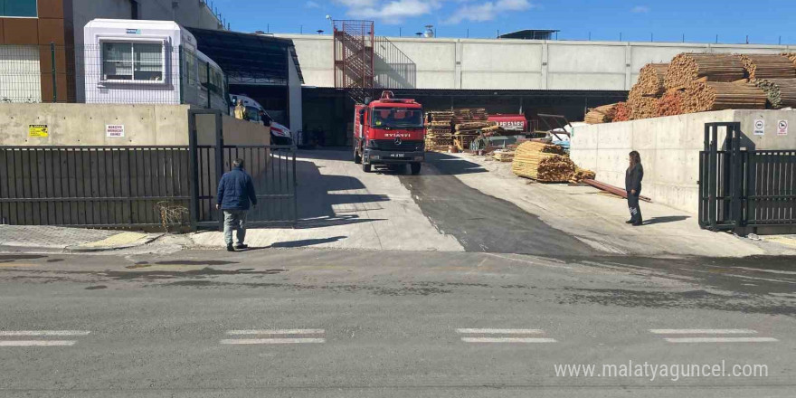 Akyurt’ta bir fabrikada çıkan yangın söndürüldü