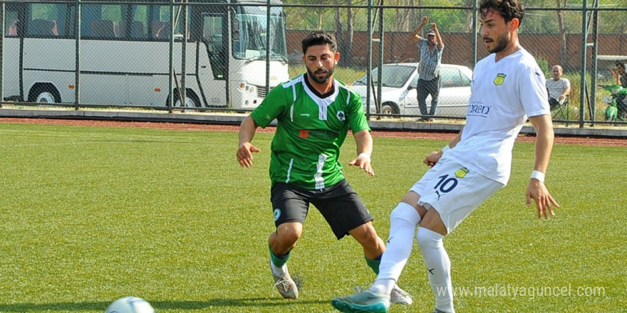 Alaçatıspor ilk maçında deplasmandan 1 puanla döndü