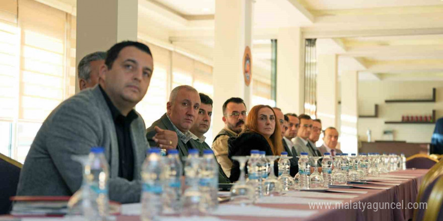 Alanya Belediyesi’nden çevre ve iklim değişikliğine dikkat çeken çalıştay