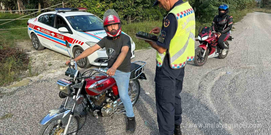 Alaplı’da motosiklet denetimleri aralıksız sürüyor