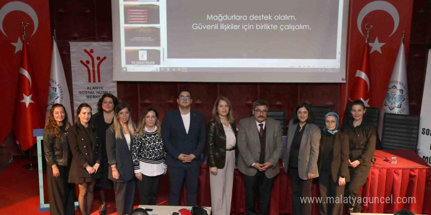 ALKÜ’den 'Kadına Yönelik Şiddetle Mücadele' paneli