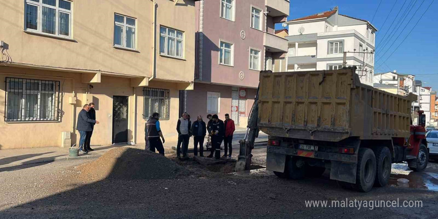 Altyapı çalışması sırasında doğal gaz borusu delindi