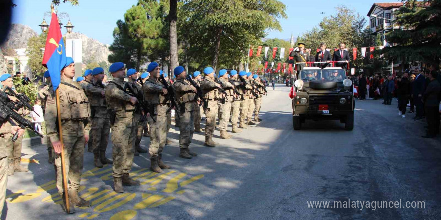 Amasya’da 29 Ekim Cumhuriyet Bayramı coşkuyla kutlandı