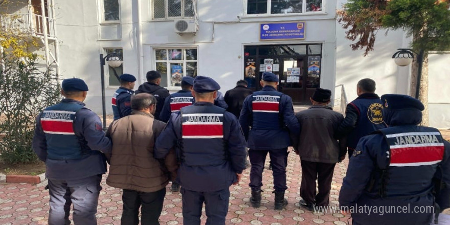 Amasya’da depodan fore kazık hırsızlığına tutuklama